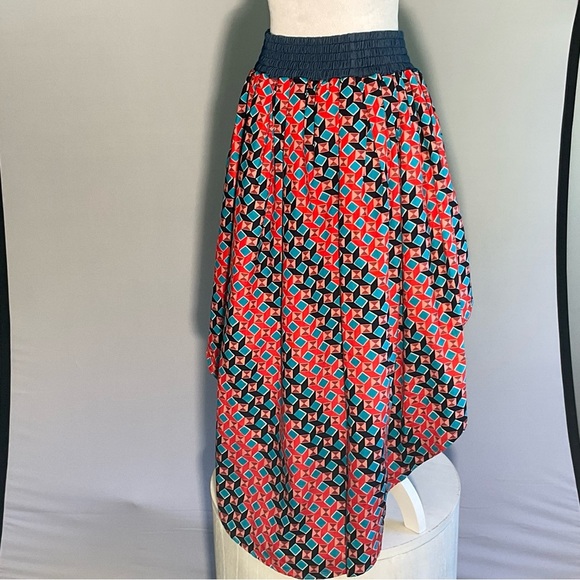 Advance Apparel Free Size, Mermaid Hi/Low, Geometric Patterned Double Skirt - Picture 9 of 16
